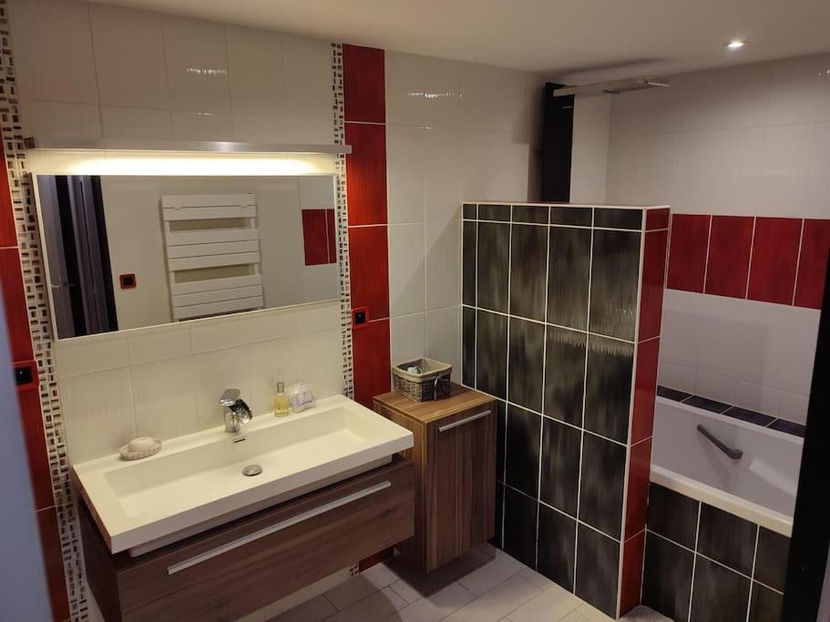 Grand T2 Lumineux Viarme/Talensac Avec Parking Lejlighed Nantes Eksteriør billede